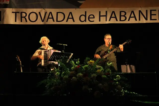 Actuaci&oacute;n de Aguadulce de Valladolid en la 31 Trovada de Habaneras | Valladolid Plural