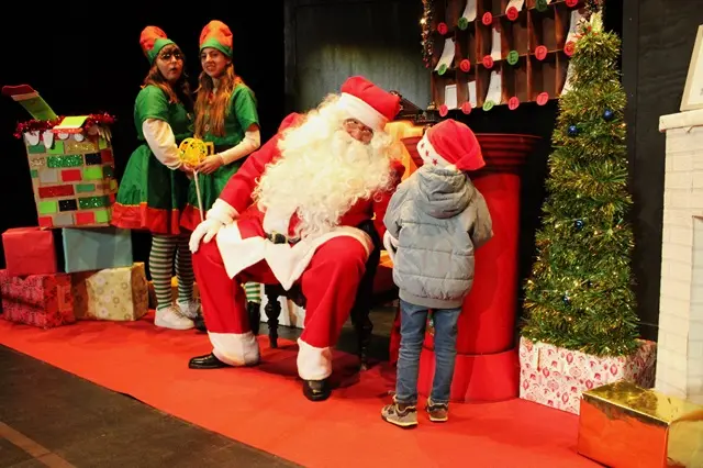 Recepci&oacute;n de Pap&aacute; Noel en Santovenia de Pisuerga | Valladolid Plural