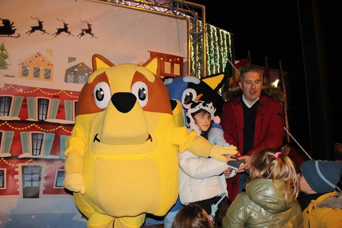 Encendido luces y arbol de Navidad La Cisterniga 2025 (6)