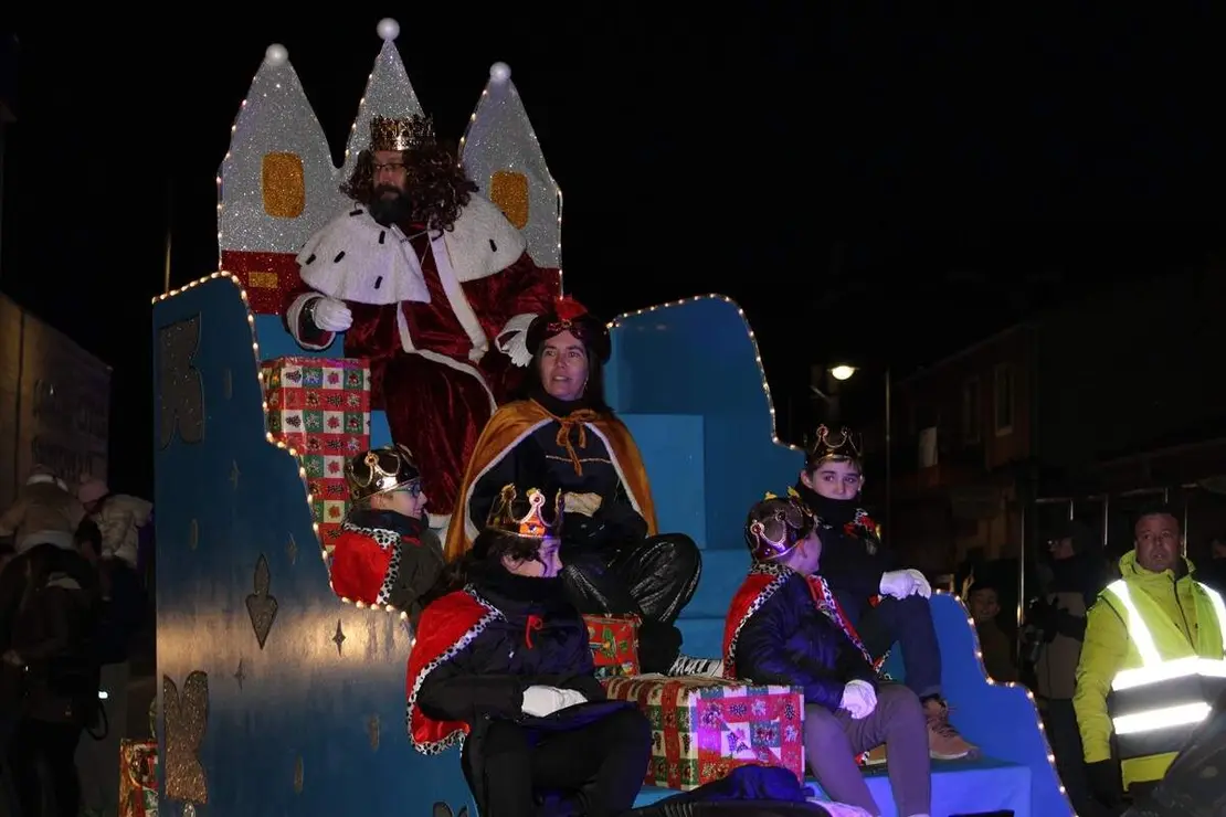 Cabalgata de Reyes Magos Santovenia de Pisuerga 2026 (4)