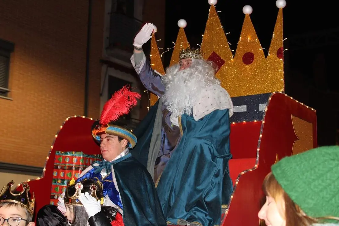 Cabalgata de Reyes Magos Santovenia de Pisuerga 2026 (6)
