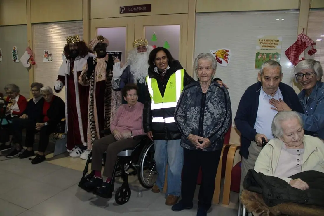Cabalgata de Reyes Magos Santovenia de Pisuerga 2026 (8)