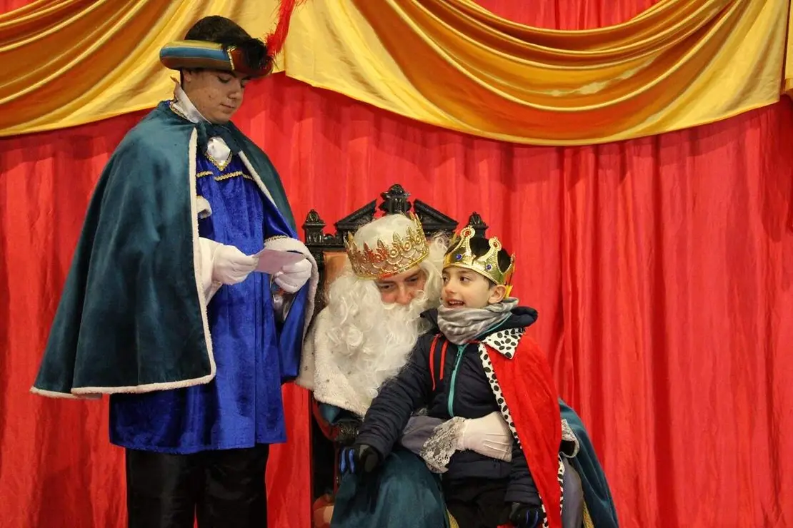 Cabalgata de Reyes Magos Santovenia de Pisuerga 2026 (13)