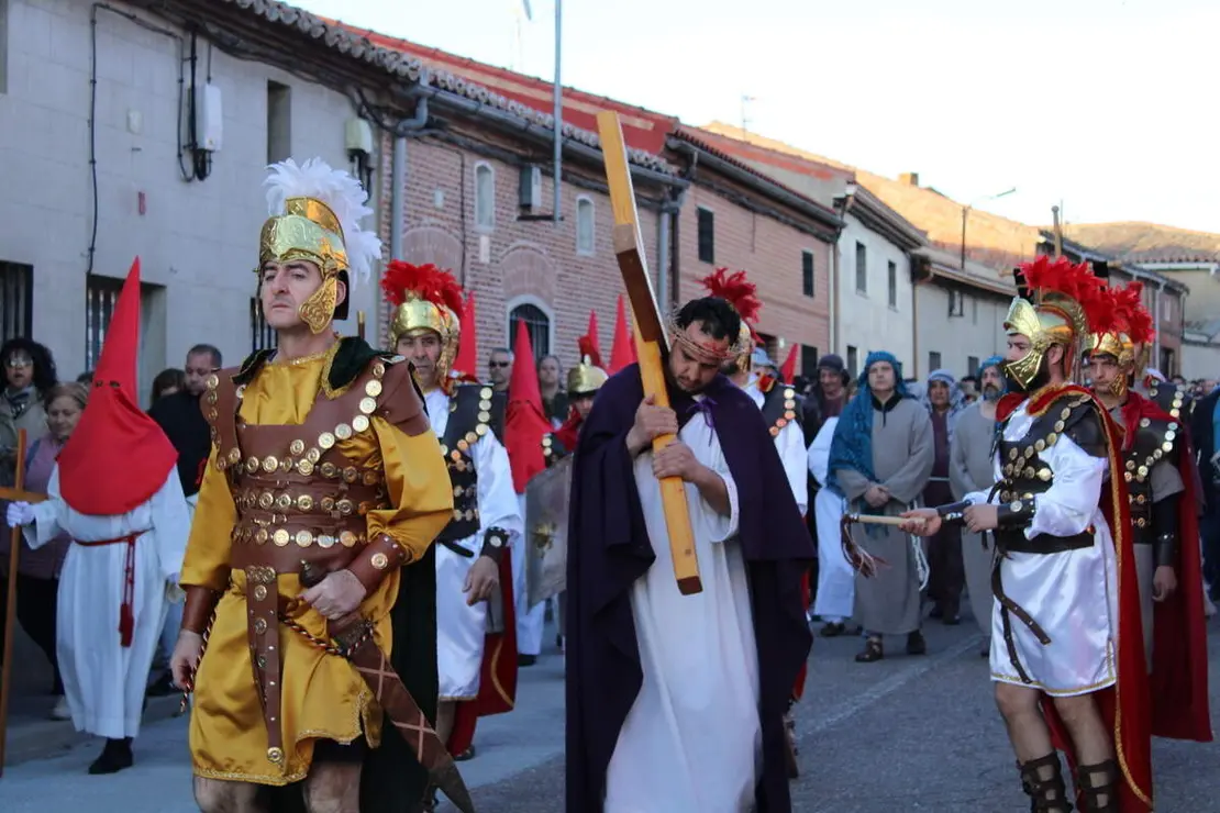 Representacion Viacrucis Juvenil Semana Santa Fresno el Viejo 2026 (11)