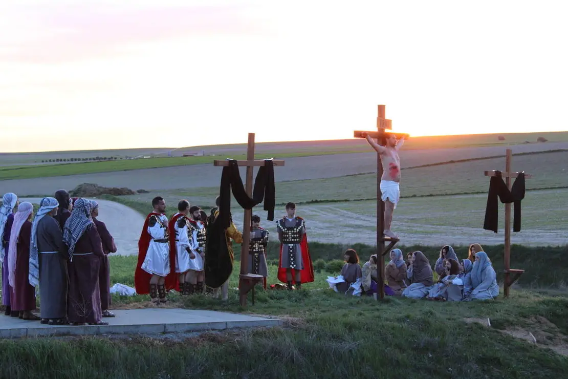Representacion Viacrucis Juvenil Semana Santa Fresno el Viejo 2026 (15)