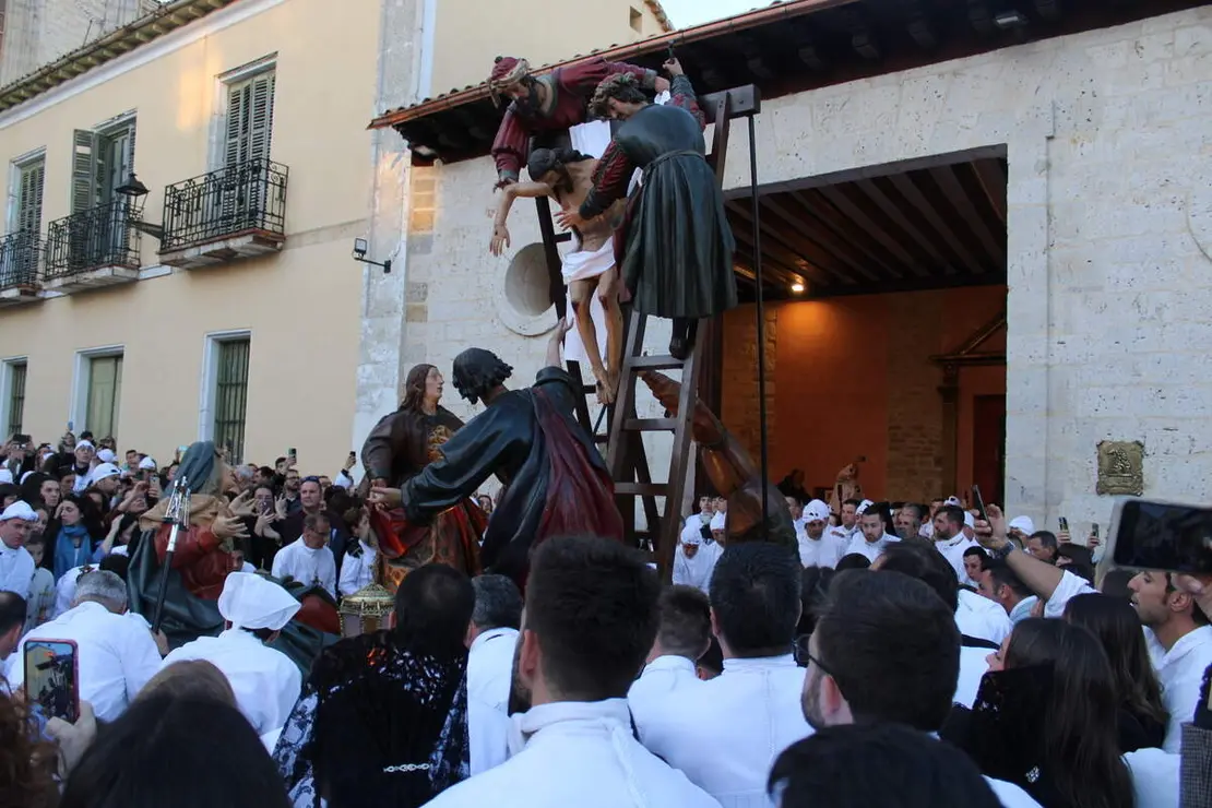 Salida de los Pasos Grandes y procesion del Viernes Santo Semana Santa Medina de Rioseco 2026 (4)