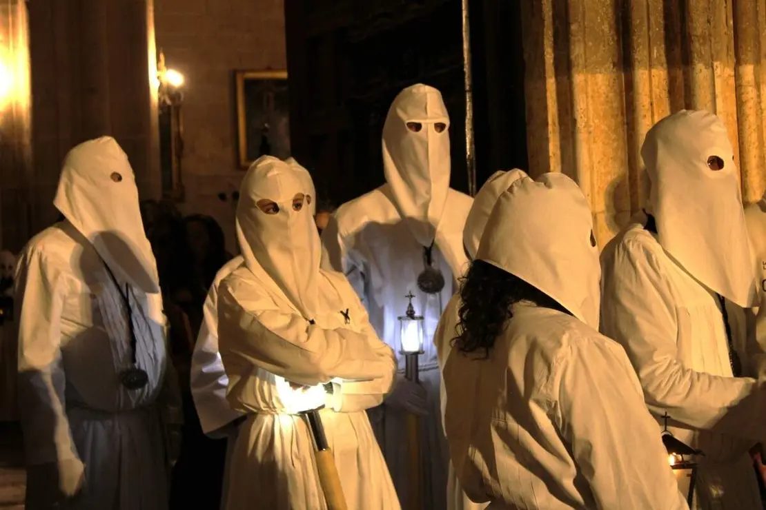 Salida de los Pasos Grandes y procesion del Viernes Santo Semana Santa Medina de Rioseco 2026 (12)