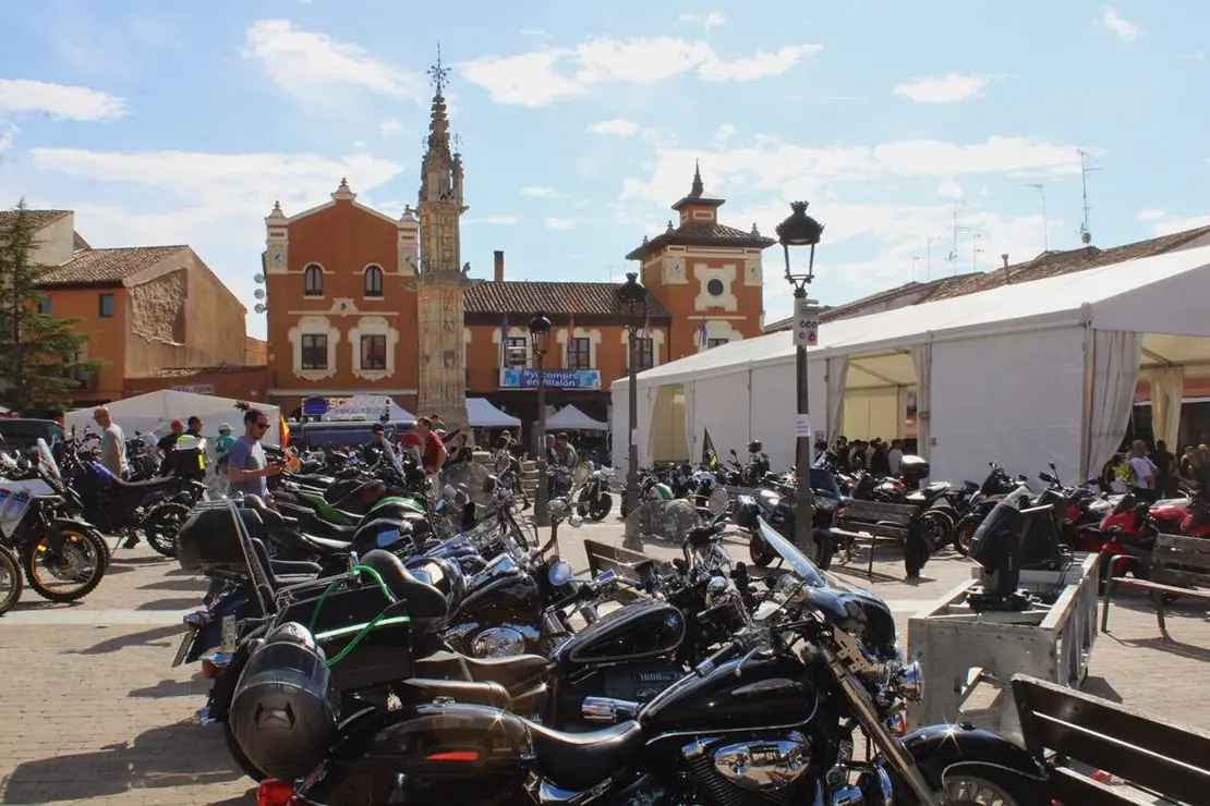 Concentracion motera Los Pichones y Super Enduro Urbano Villalon de Campos 2026 (6)