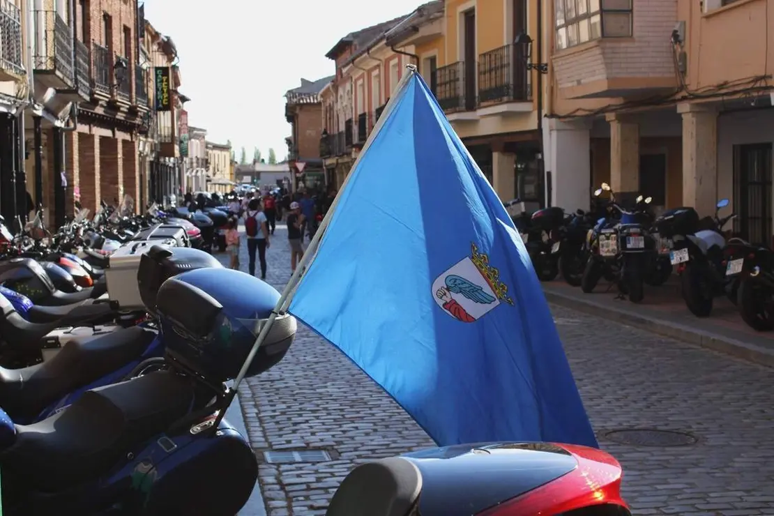 Concentracion motera Los Pichones y Super Enduro Urbano Villalon de Campos 2026 (13)