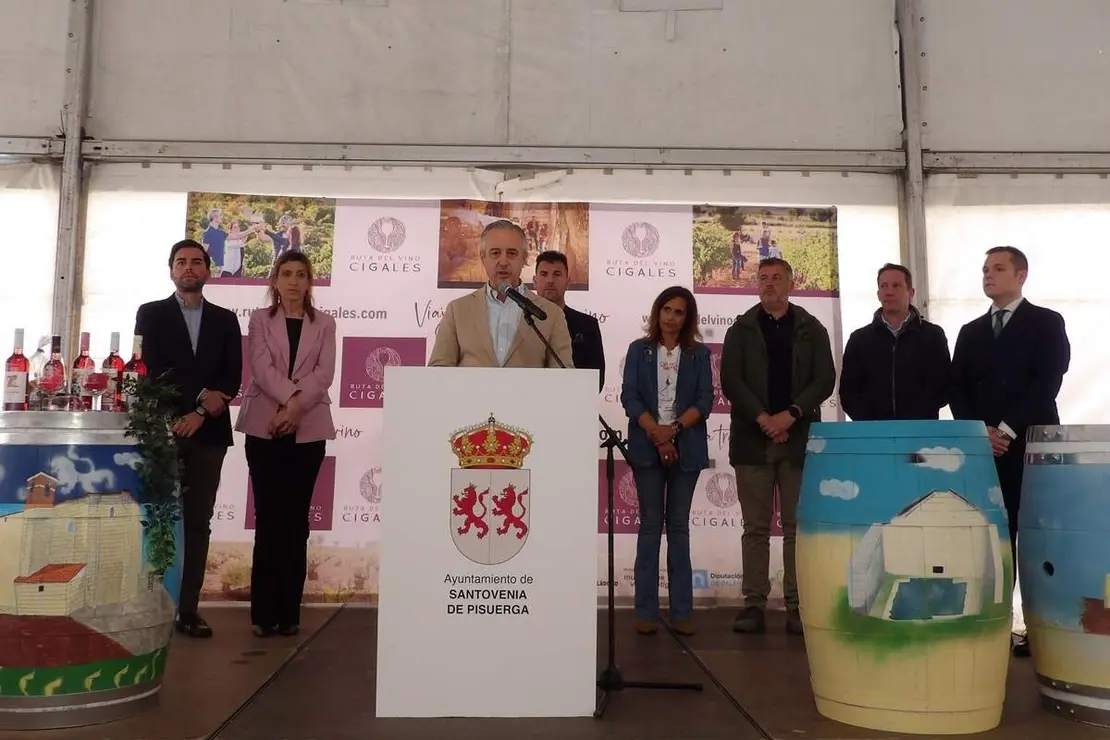 Celebracion Fiesta de la Primavera vinos y folclore Santovenia de Pisuerga 2026 (7)