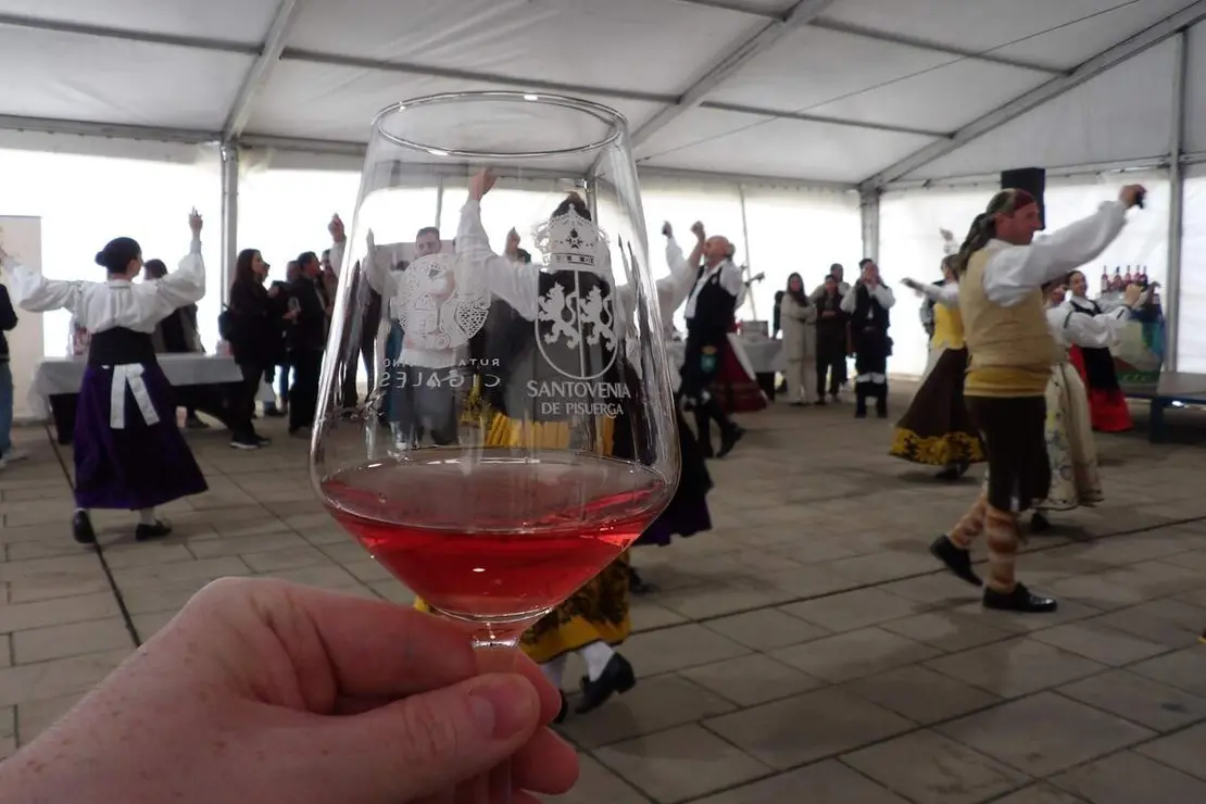 Celebracion Fiesta de la Primavera vinos y folclore Santovenia de Pisuerga 2026 (11)