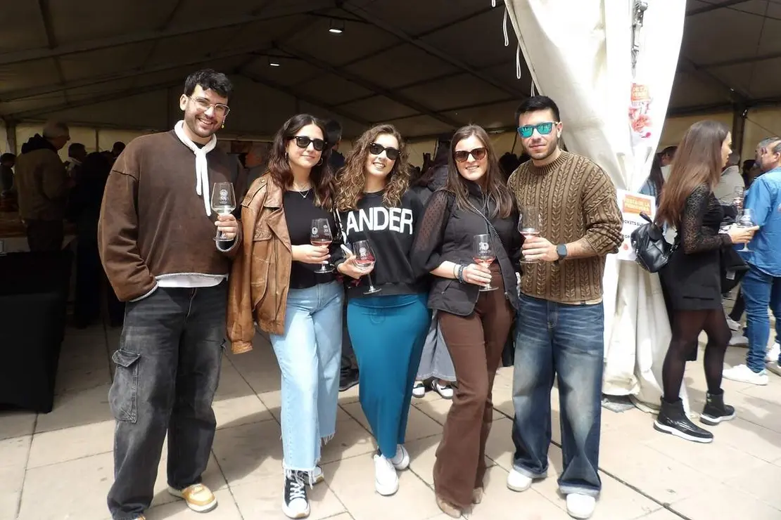 Celebracion Fiesta de la Primavera vinos y folclore Santovenia de Pisuerga 2026 (14)