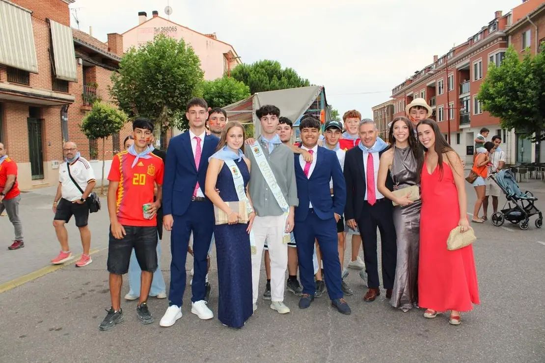 Entrega del panuelo y proclamacion de Quintos y Quintas Fiestas de La Cisterniga 2026 (9)