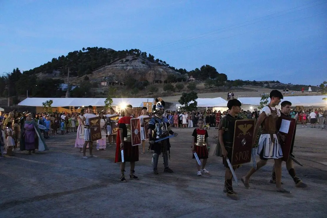 Recreacion nocturna Fiesta Vaccea Lugnasac Cabezon de Pisuerga 2026 (6)