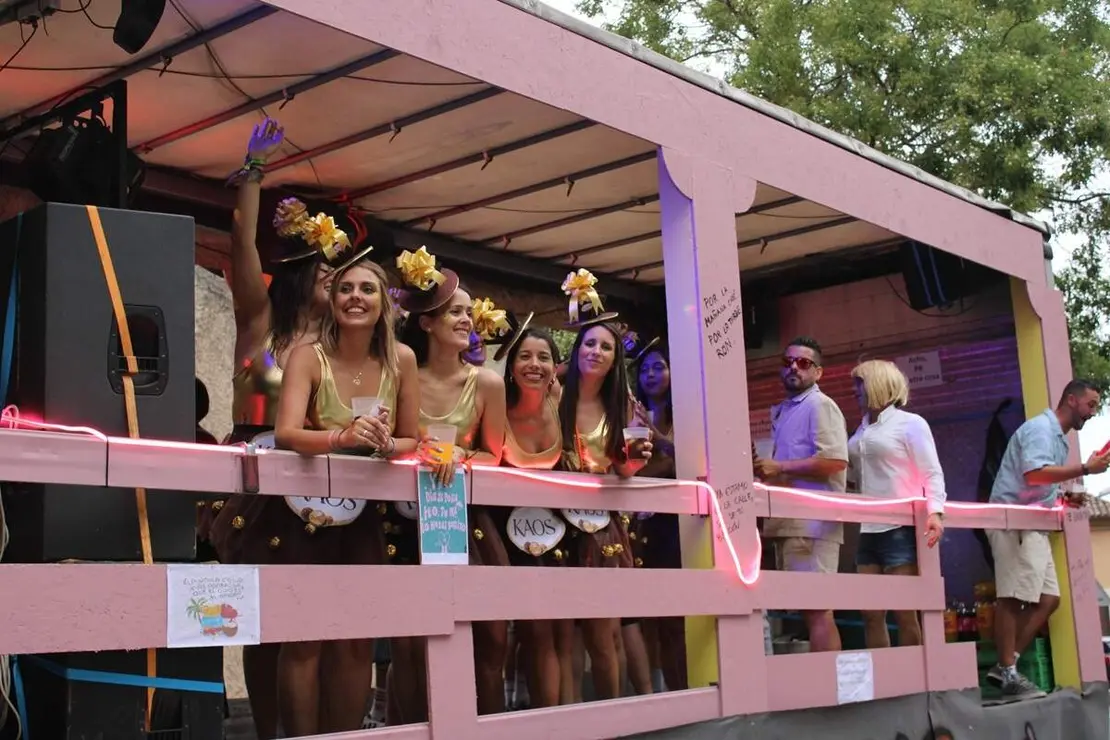 Desfile de disfraces inicio Fiestas San Roque Cabezon de Pisuerga 2026 (12)