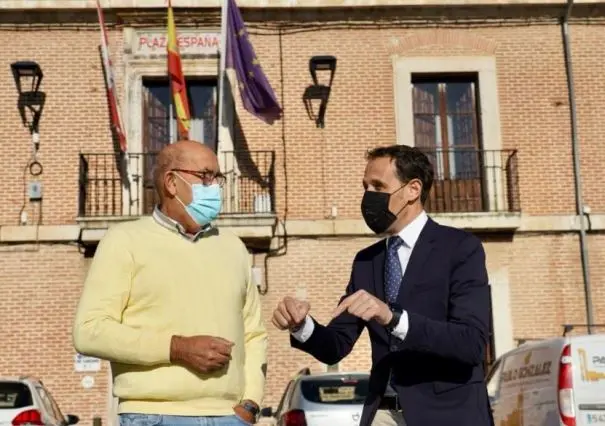 El presidente de la Diputaci&oacute;n de Valladolid visita la localidad de La Seca