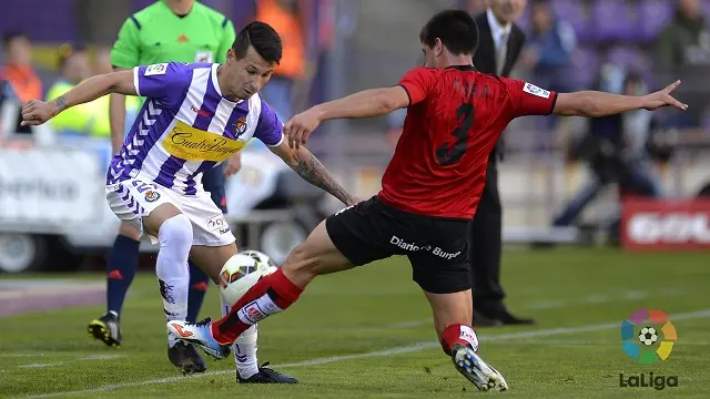 Hern&aacute;n P&eacute;rez durante su etapa en el Pucela | Fuente: LaLiga