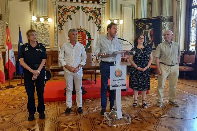 El alcalde de Valladolid junto a los regidores de La Cist&eacute;rniga y Arroyo de la Encomienda | Valladolid Plural