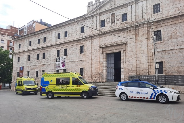 Momento del incidente sanitario en el edificio municipal de San Benito | Valladolid Plural
