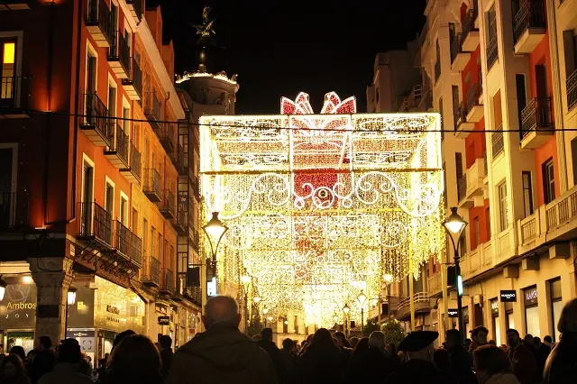 Encendido de la iluminaci&oacute;n navide&ntilde;a en Valladolid | Valladolid Plural