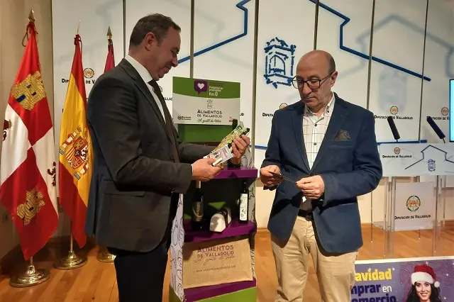 Presentaci&oacute;n campa&ntilde;a &lsquo;Esta Navidad comprar en tu comercio vecino tiene premio&rsquo; | Valladolid Plural