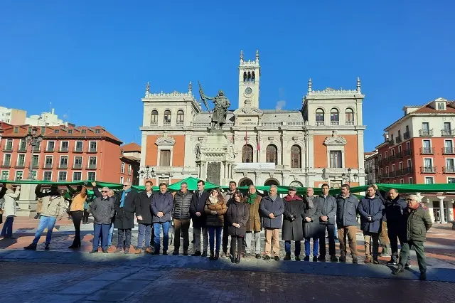 Acto D&iacute;a Mundial Contra el C&aacute;ncer en la Plaza Mayor | Valladolid Plural