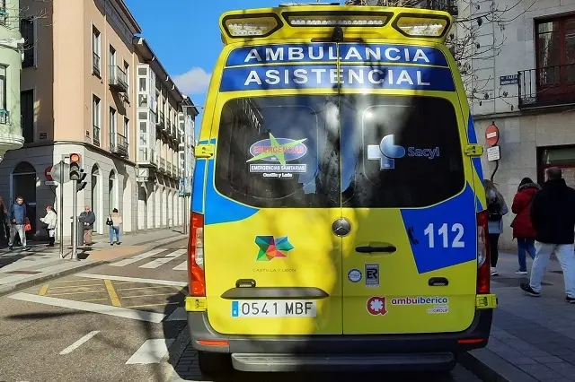 Imagen de archivo de una ambulancia del Servicio de Emergencias | Valladolid Plural
