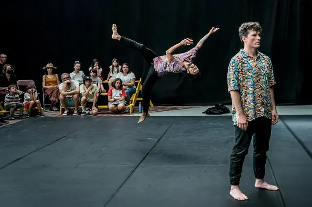 Disculpa si te presento como que no te conozco. 
La Peque&ntilde;a Victoria Cen. 
Auditorio ciudad de Le&oacute;n. Agenda cultural de Le&oacute;n