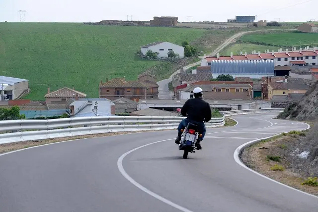 CARRETERA ARROYO - CIGU&Ntilde;ELA
FOTO MIGUEL ANGEL SANTOS