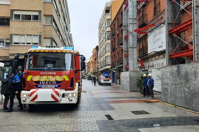 Imagen de archivo de los Bomberos en la calle Manter&iacute;a | Valladolid Plural