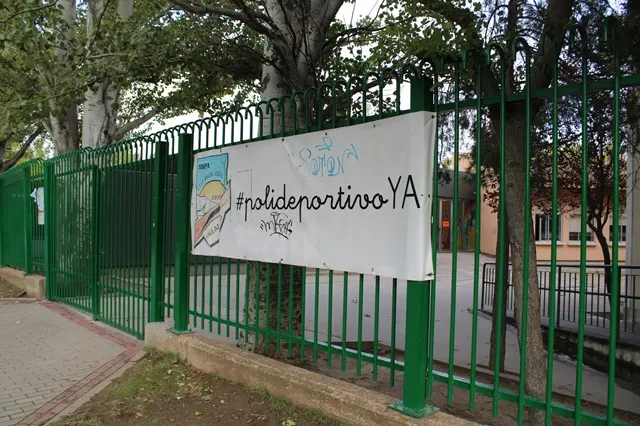 Los vecinos de La Victoria reclaman el polideportivo Miguel Delibes | Valladolid Plural