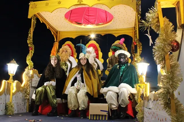 Los Reyes Magos, junto a sus Pajes Reales en Mojados | Valladolid Plural