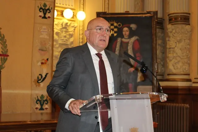 Jes&uacute;s Julio Carnero en una rueda de prensa | Valladolid Plural