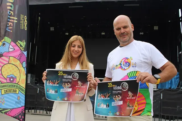La concejala de Juventud, Carolina del Bosque, y el coordinador de Vallanoche, Alfonso Mart&iacute;n, durante la entrevista