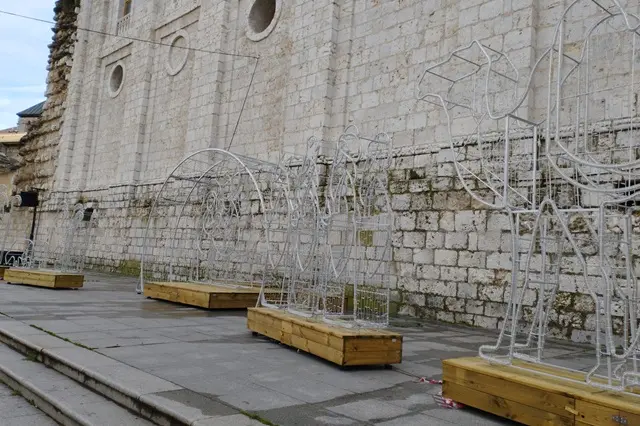 Bel&eacute;n luminoso en la Plaza de Portugalete | Valladolid Plural