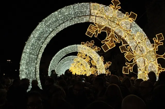 Encendido navide&ntilde;o en la Plaza de Portugalete | Valladolid Plural