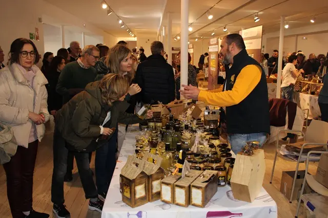 Celebraci&oacute;n del II Sal&oacute;n de la Miel en el Espacio La Granja | Valladolid Plural