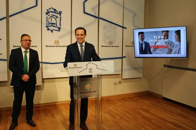 Conrado &Iacute;scar presenta el Plan Provincial de Vivienda | Valladolid Plural