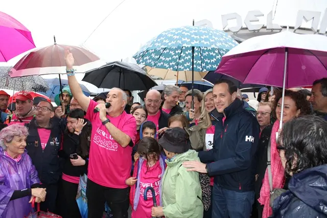 Momento en el que se comunica la suspensi&oacute;n de la 48 Marcha Asprona | Valladolid Plural