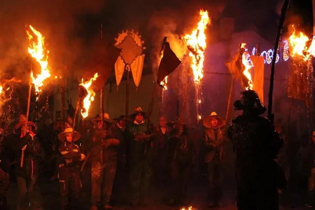 Celebración de El Vítor 2025 por las calles de Mayorga | Valladolid Plural