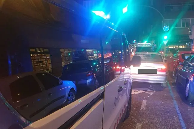 Los agentes dieron el alto al conductor en la calle San Luis | Fuente: Polic&iacute;a Municipal