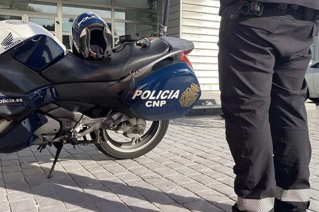 Moto y agente Policia Nacional Valladolid sucesos intervencion detenciones