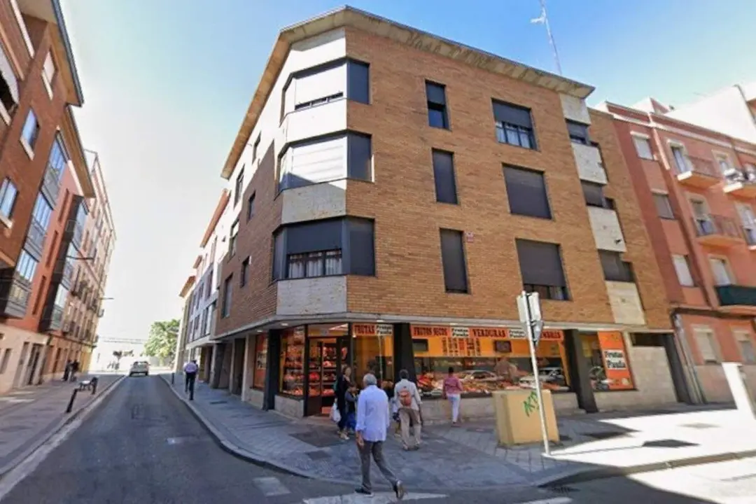 Incendio colchon vivienda edificio calle Ferrocarril Valladolid