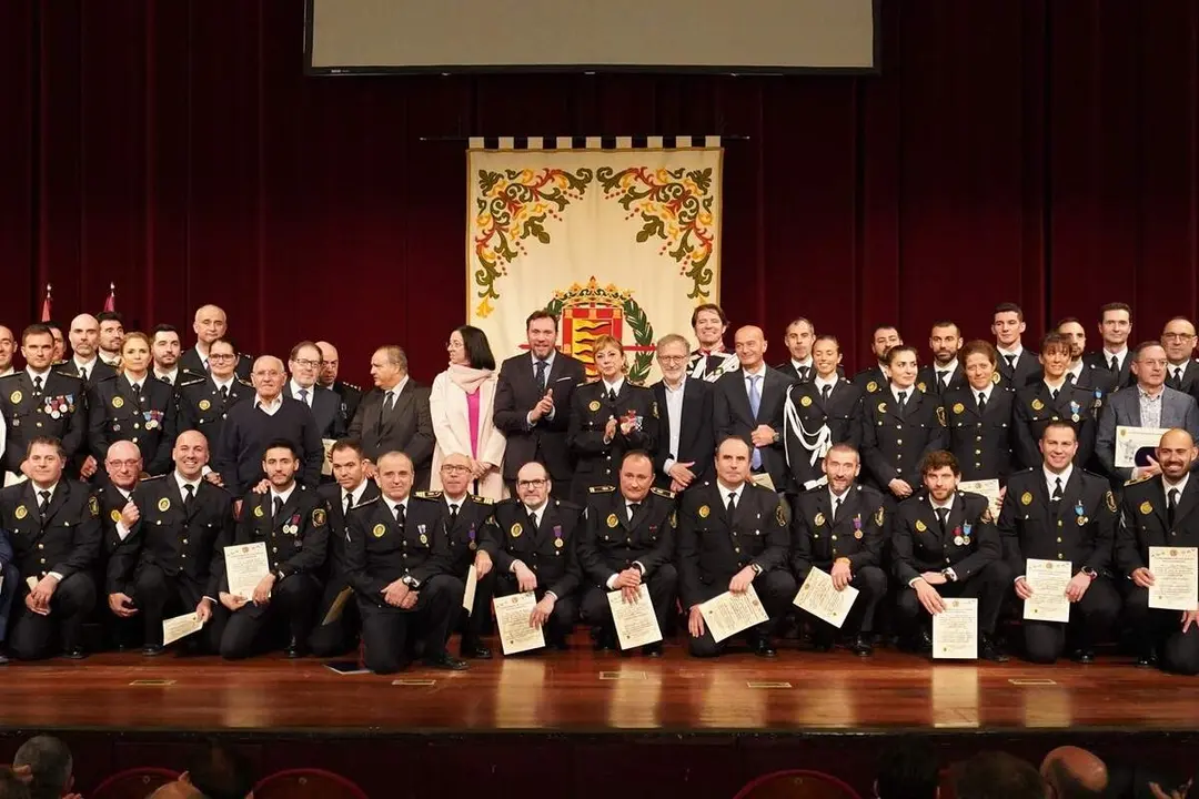 Acto Dia Policia Municipal 2022 polemica distincion Guardia Urbano de Honor jefe antidroga