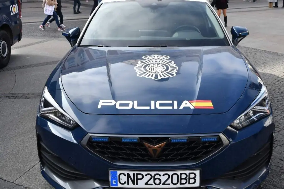 Policia Nacional de Valladolid sucesos coche patrulla intervencion via publica
