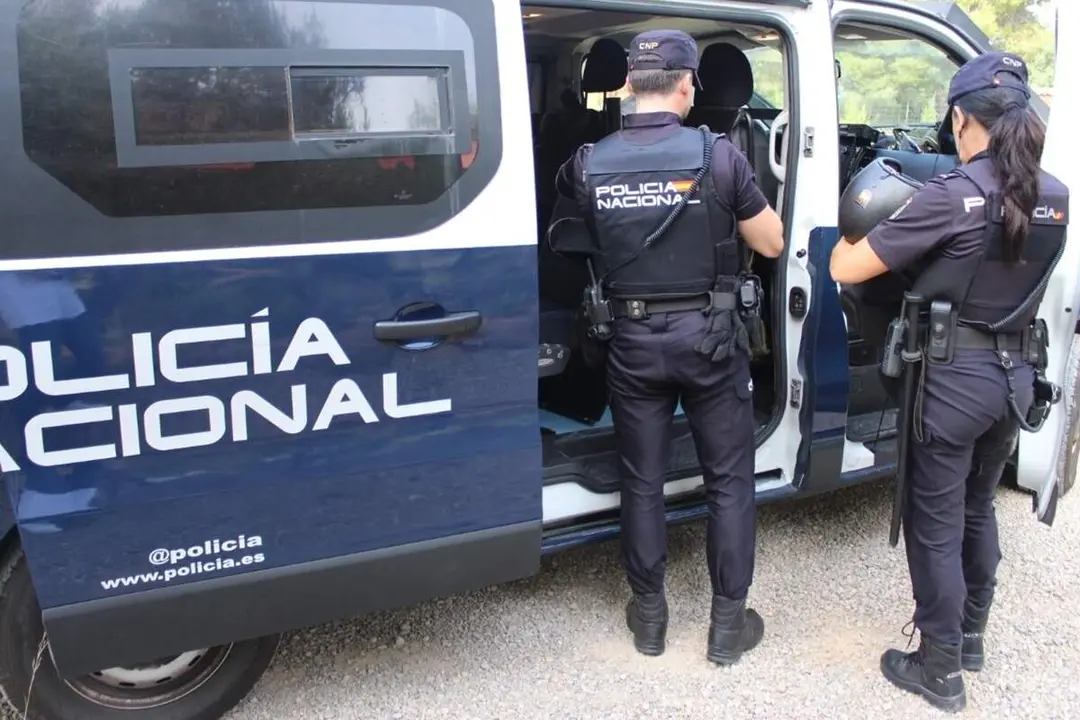 Furgon Policia Nacional de Valladolid agentes detenciones sucesos