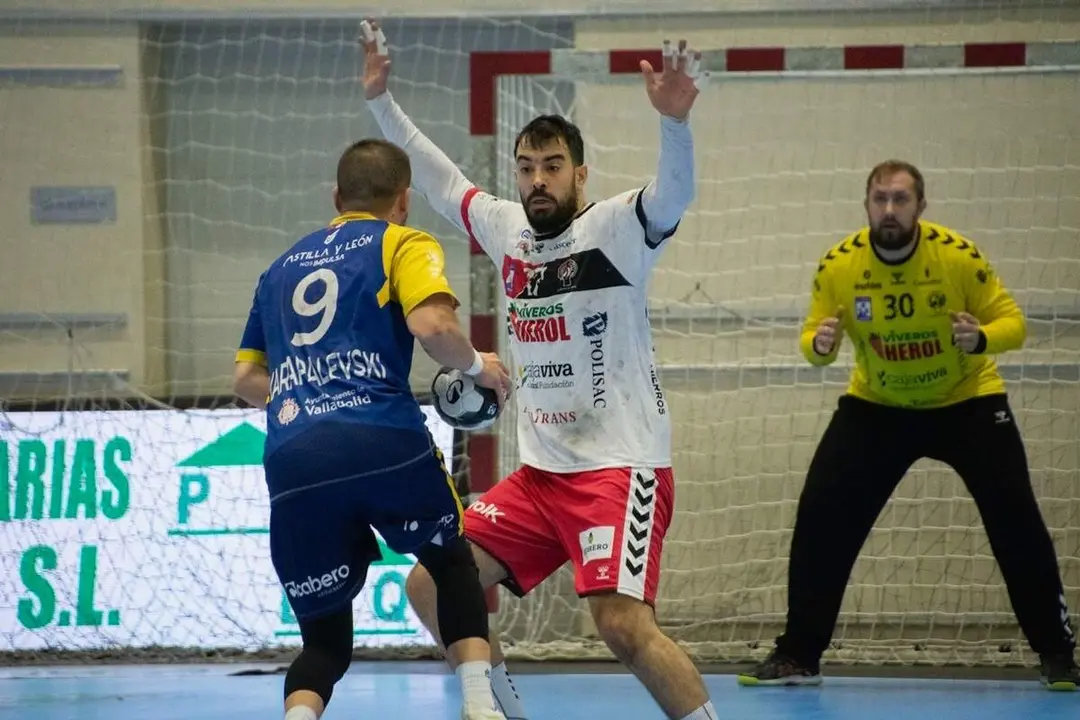 Victoria derbi Nava vs Atletico Valladolid jugador Karapalevski Jornada 15