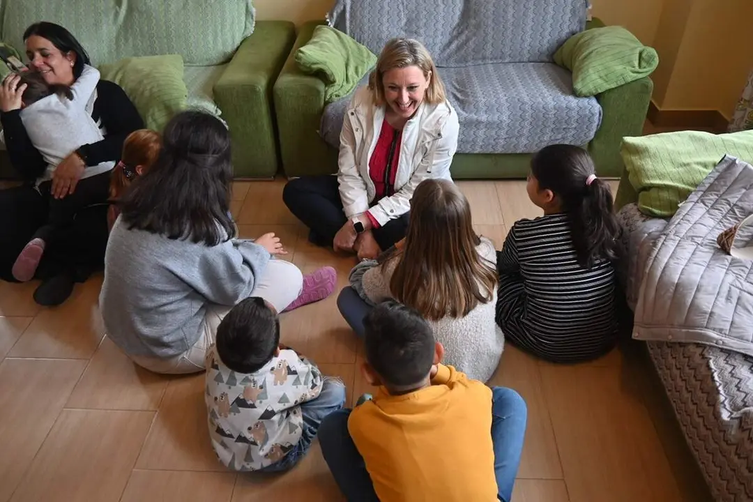 Visita Isabel Blanco centros de proteccion de menores jcyl Mensajeros Paz Castilla y Leon