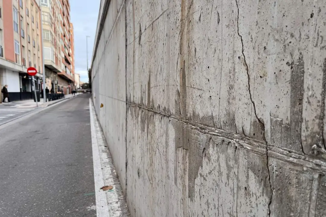 Grietas viaducto Arco de Ladrillo criticas PSOE Valladolid