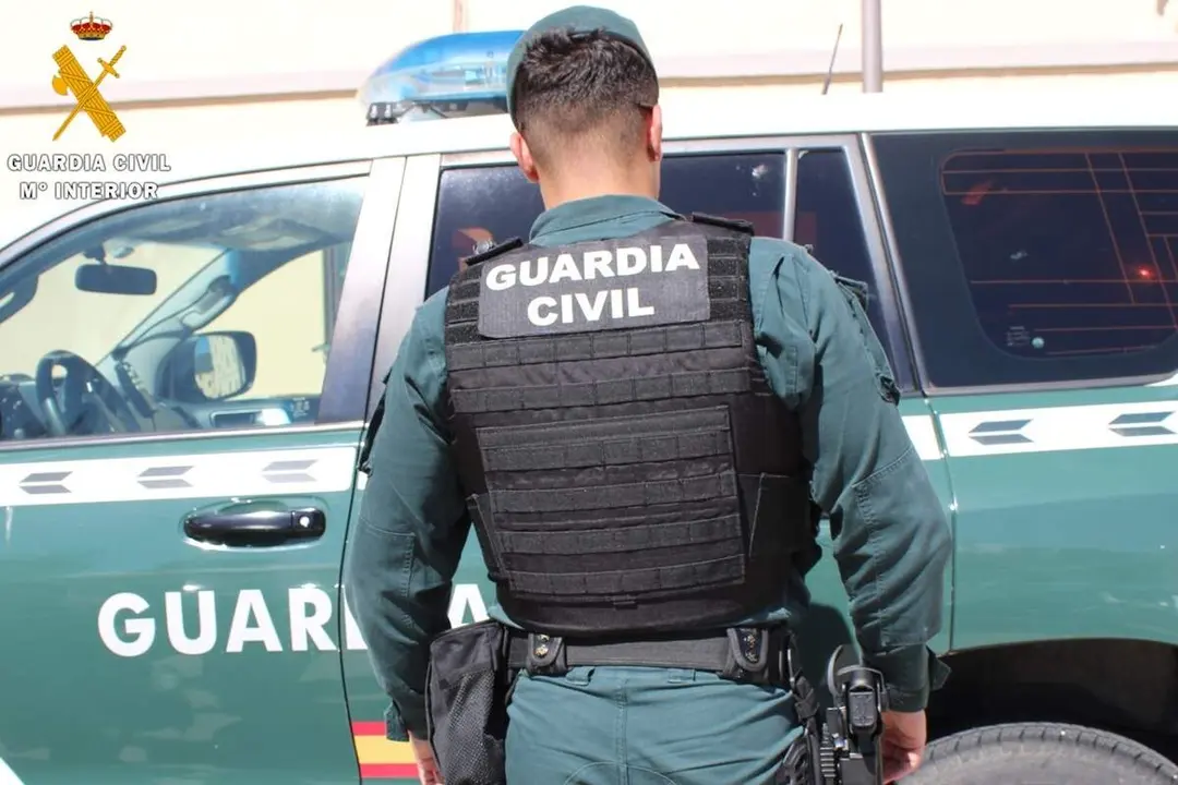Agente de la Guardia Civil de Valladolid coche intervencion sucesos provincia